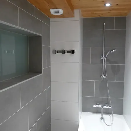 Les Glaieuls Hotel 2*